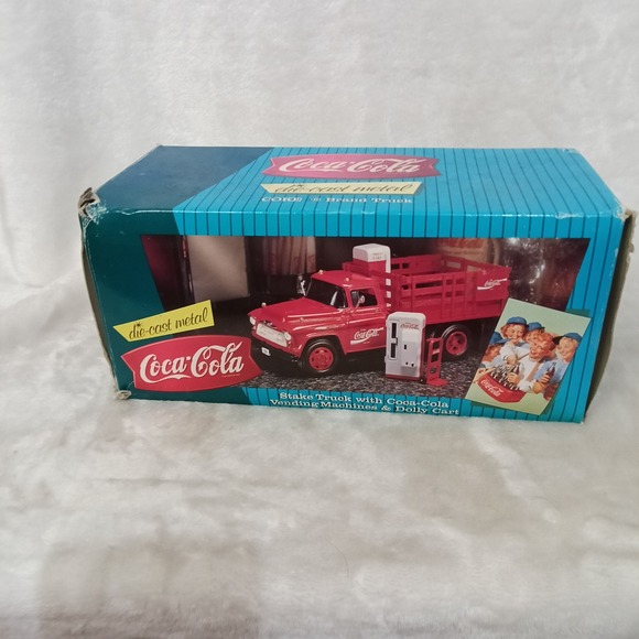 ERTL Other - Ertl Coca-Cola 1957 Stake Truck Die-Cast Metal Model with Vending Machines 3156G